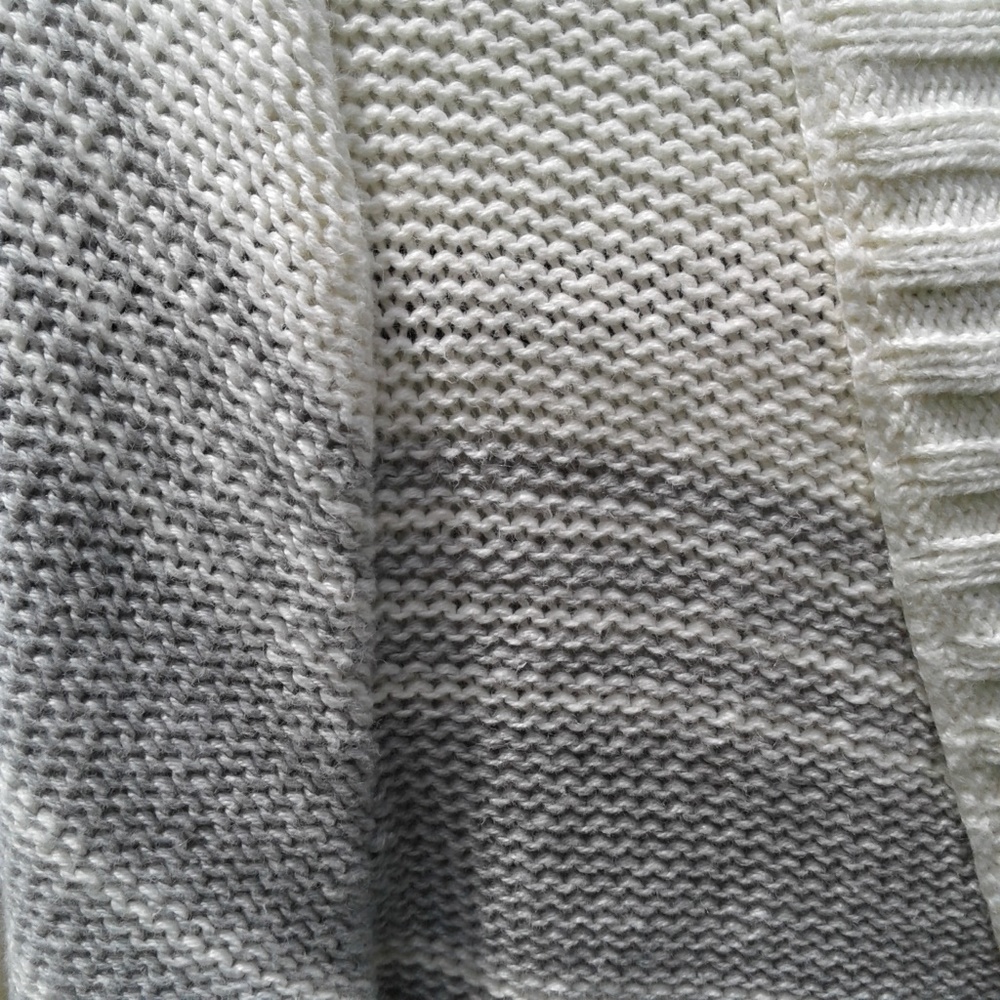 Gap Button Down Cardigan - Picture 2 of 5